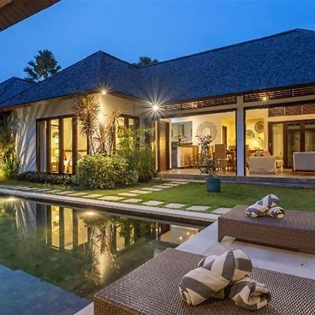 Villa Tiga Mangga By Optimum Bali Villas Seminyak Exteriér fotografie